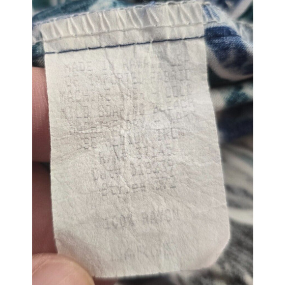 Hilo Hattie Shirt Men's L Colorful Floral The Hawaiian Original Button Down - Picture 4 of 16